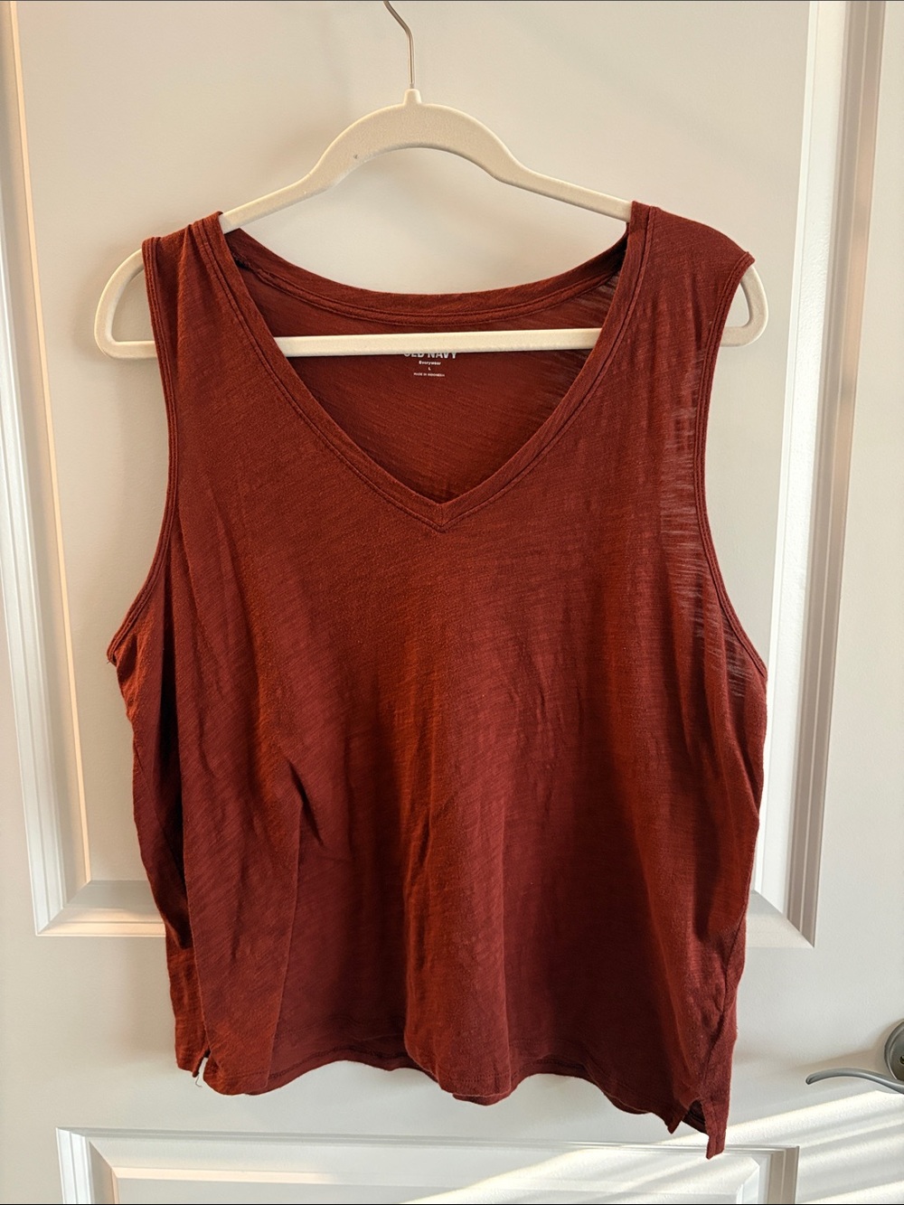 Old Navy V-Neck Sleeveless Tank Top - Rust